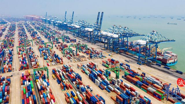 2023年1-4月我国外贸进出口以美元计增长10.1%，展现强劲韧性